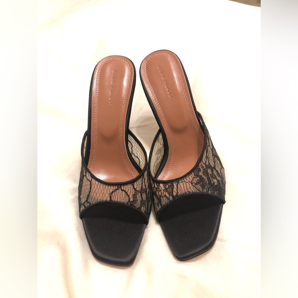Amina Muaddi "Alexa" Black Lace Mules Pumps Size 38 - Picture 3 of 7